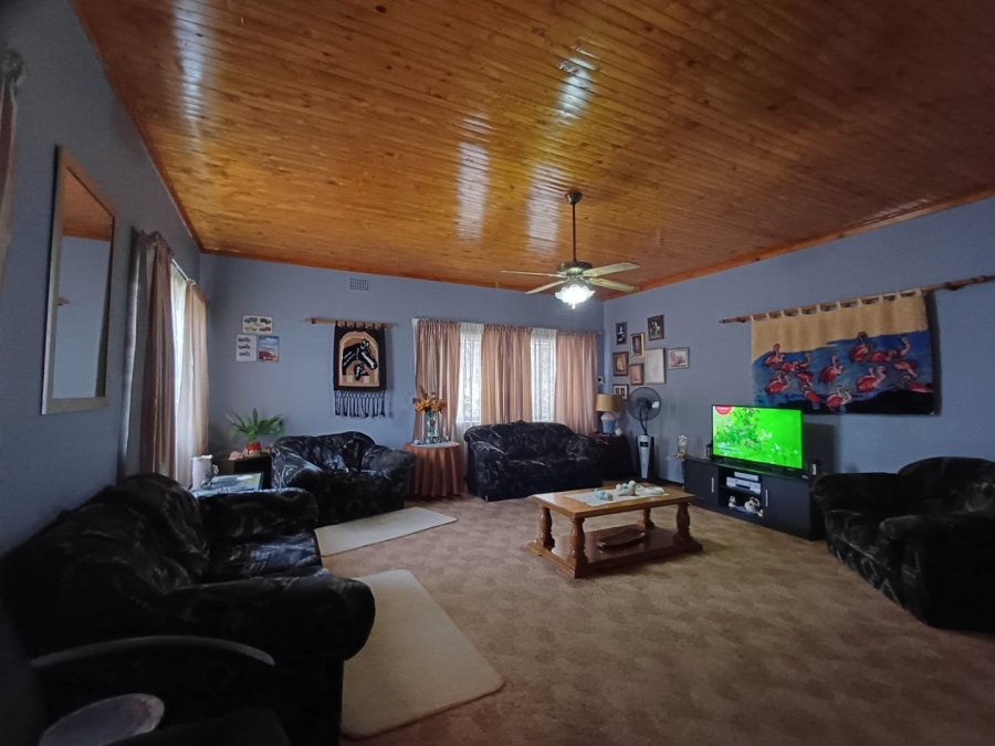 3 Bedroom Property for Sale in Songloed North West